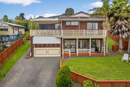 70 Pemberton Avenue, Bayview, Auckland