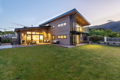 35 Roche Street, Wanaka