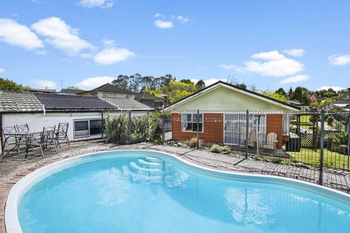 25 Sunnyhills Avenue, Glenview, Hamilton