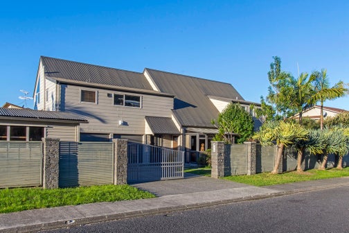 16 Rogers Avenue, Eastern Beach, Auckland