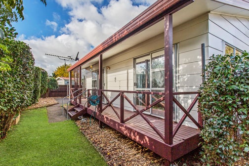 1/94A Clevedon Road, Papakura, Papakura