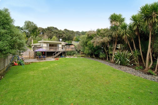 13 Opanuku Road, Henderson Valley, Auckland