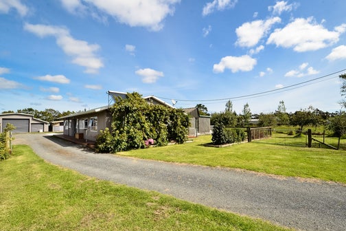 29 Te Pua School Road, Helensville, Helensville