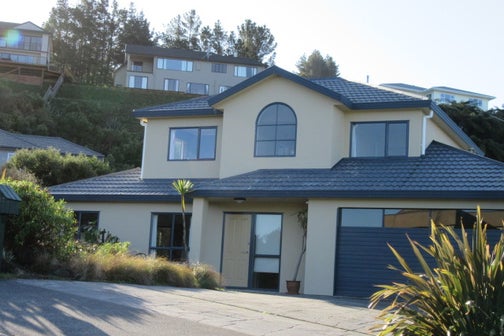 12 Arahiwi Grove, Tirohanga, Lower Hutt