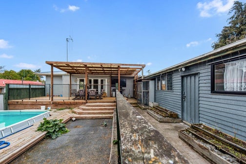 18 Pollen Crescent, Melville, Hamilton
