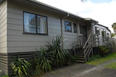 3 Thalia Place, Totara Vale, Auckland