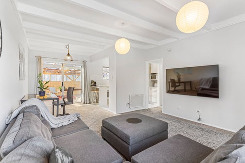 3/172 Beach Haven Road, Beach Haven, Auckland