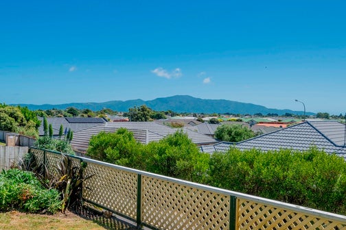 97 Realm Drive, Paraparaumu