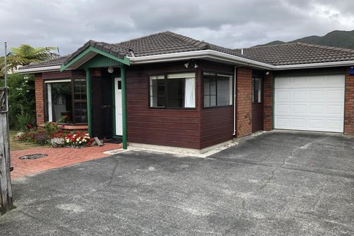 2/53 Cambridge Terrace, Waiwhetu, Lower Hutt