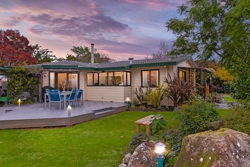 133 River Terrace Road, Brightwater