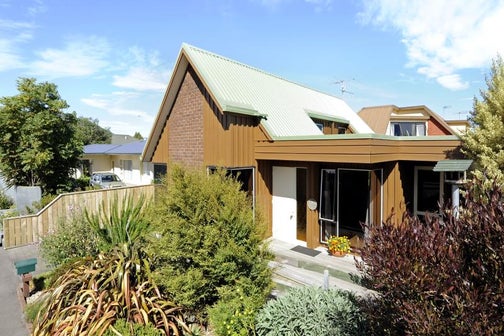 2/4 Collingwood Street, The Wood, Nelson