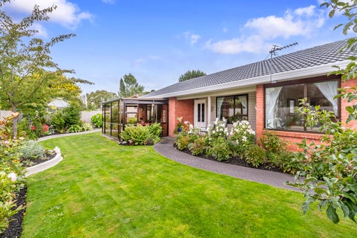 25 Lakewood Drive, Burwood, Christchurch