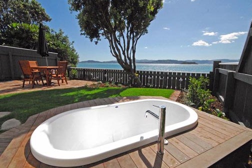 221 Marine Parade, Seatoun, Wellington