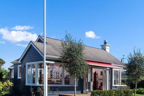 62 Marine Parade, Mellons Bay, Auckland