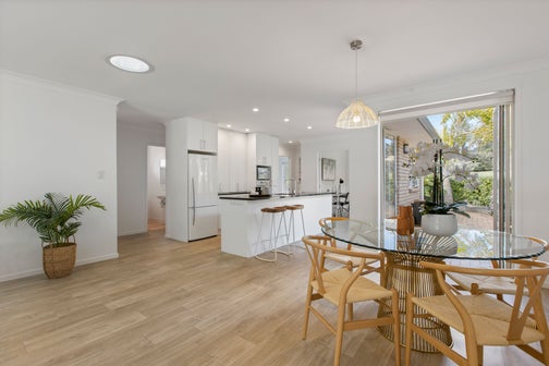 11 Burnside Court, Rosedale, Auckland