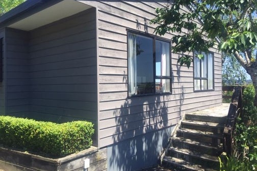 1/17 Exeter Place, Unsworth Heights, Auckland