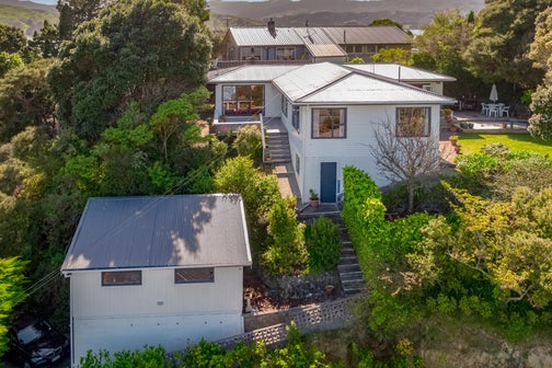36 Kiriwai Road, Paremata, Porirua