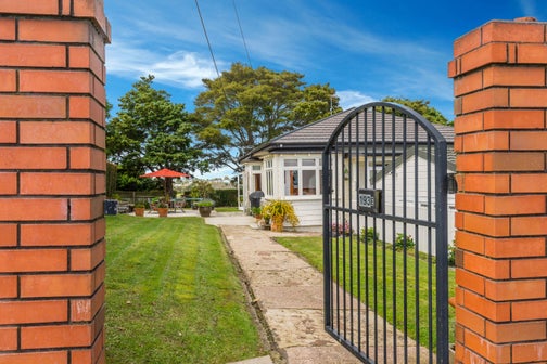 5/193 Eskdale Road, Birkenhead, Auckland