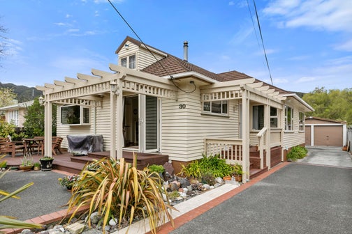 30 Horoeka Street, Stokes Valley, Lower Hutt