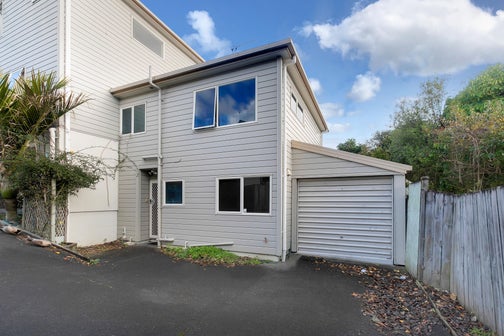 10/5 Kilham Avenue, Northcote, Auckland