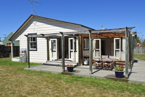 94 Jellicoe Street, Martinborough