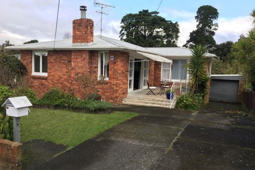 17 Cron Avenue, Te Atatu South, Auckland