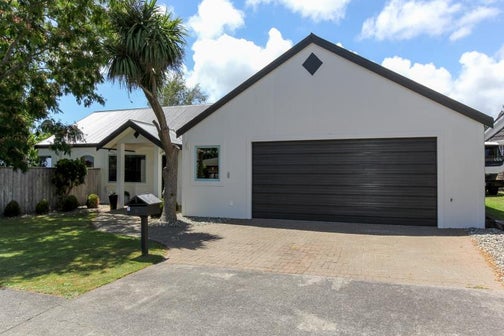 83 Branch Road, Highlands Park, New Plymouth