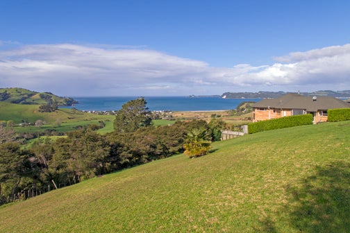 85 Queens Drive, Oneroa, Waiheke