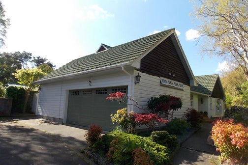 2 Freemans Way, Pinehaven, Upper Hutt