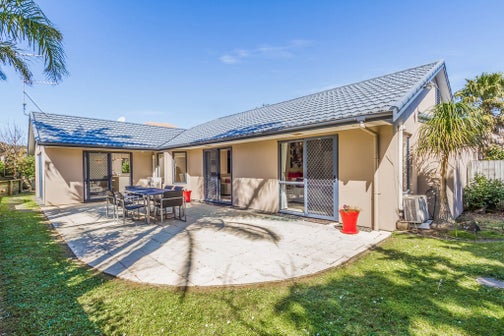244A Blackbridge RD, Dairy Flat, Dairy Flat