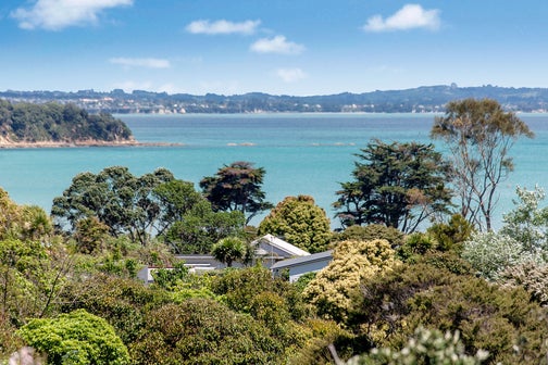 6 Moana Avenue, Surfdale, Waiheke Island