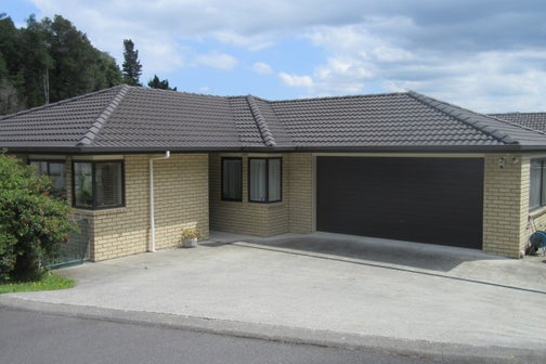 19 Aragon Grove, Kingsley Heights, Upper Hutt