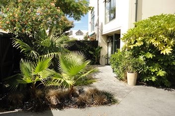 4/20 Office Road, Merivale, Christchurch