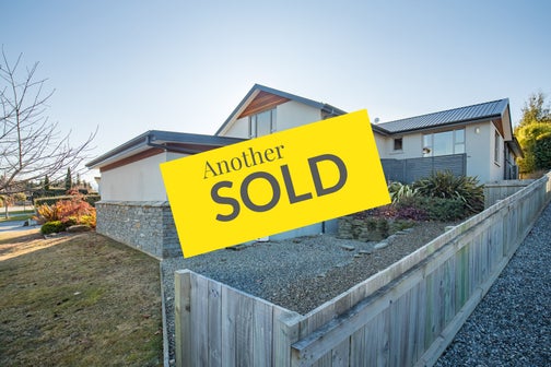 2 Bevan Place, Wanaka