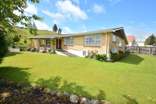 24 Whitehaven Street, Lawrence