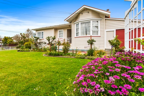 64 Fowlds Avenue, Sandringham, Auckland