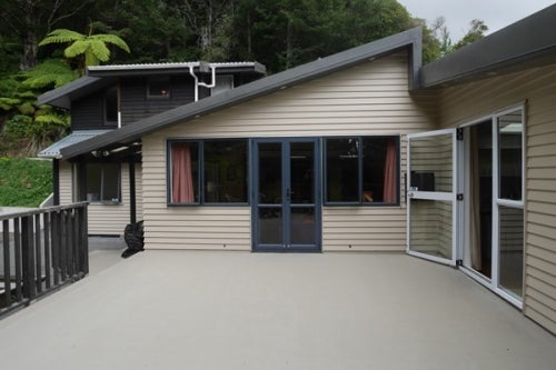 53/55 Elmslie Road, Pinehaven, Upper Hutt