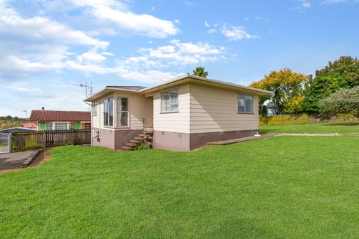 76 Zelda Avenue, Clover Park, Auckland