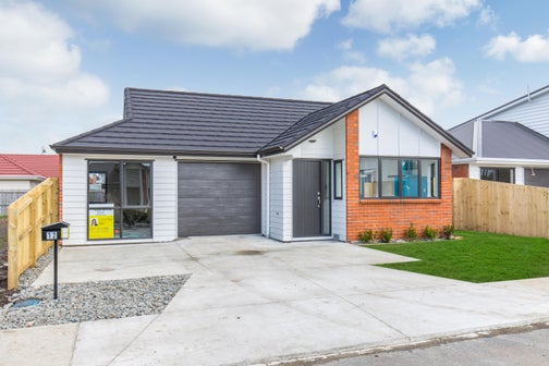 12 Amokura Avenue, Takanini, Auckland