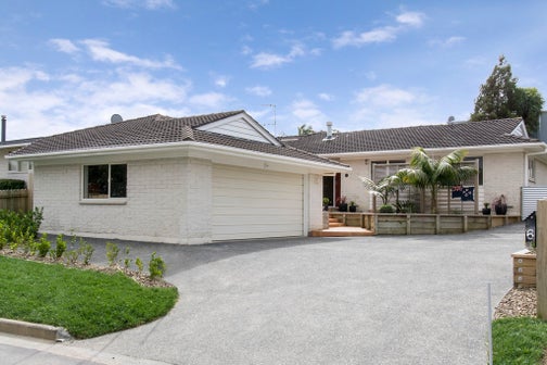 6 Micawber Place, Mellons Bay, Auckland