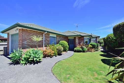 1/12 Melanie Place, Orewa, Orewa