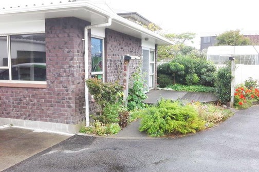 1/398A Devon St East, East End, New Plymouth