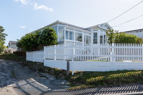 38 Kaihuia Street, Northland, Wellington