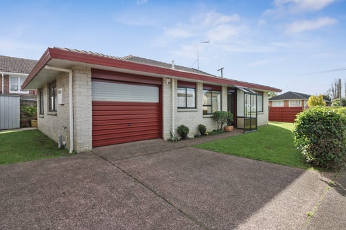 1/23 Kings Road, Panmure, Auckland