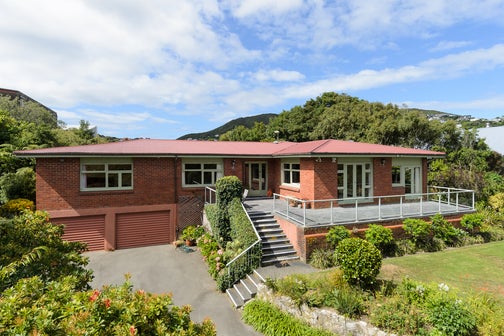 221B Karori Road, Karori, Wellington