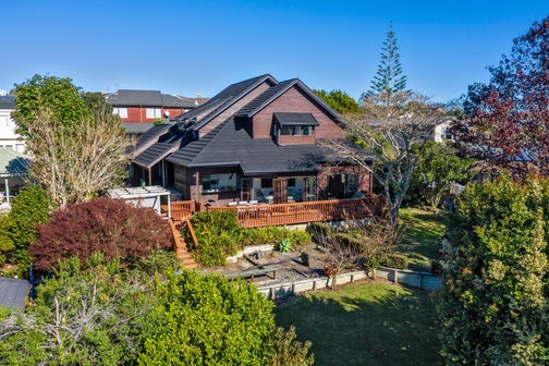 32 Leicester Parade, Somerville, Manukau
