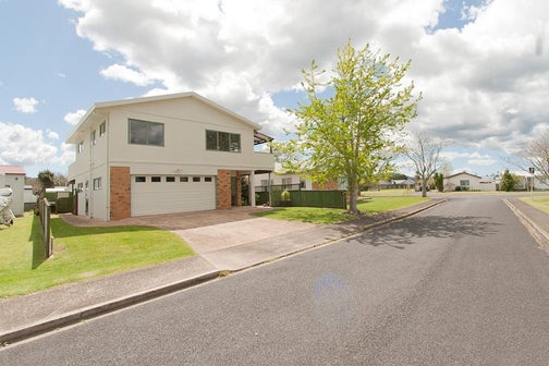 2 Endeavour Close, Whitianga, Whitianga