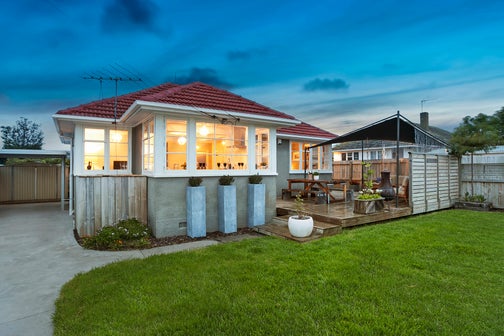 8 Coral Crescent, Panmure, Auckland