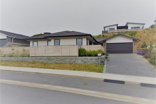 42 Margaret Shields Avenue, Aotea, Porirua