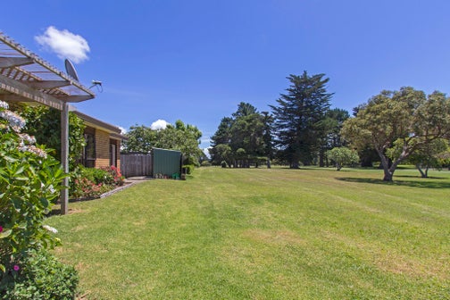 2/20 Seneca Ct, Howick, Manukau